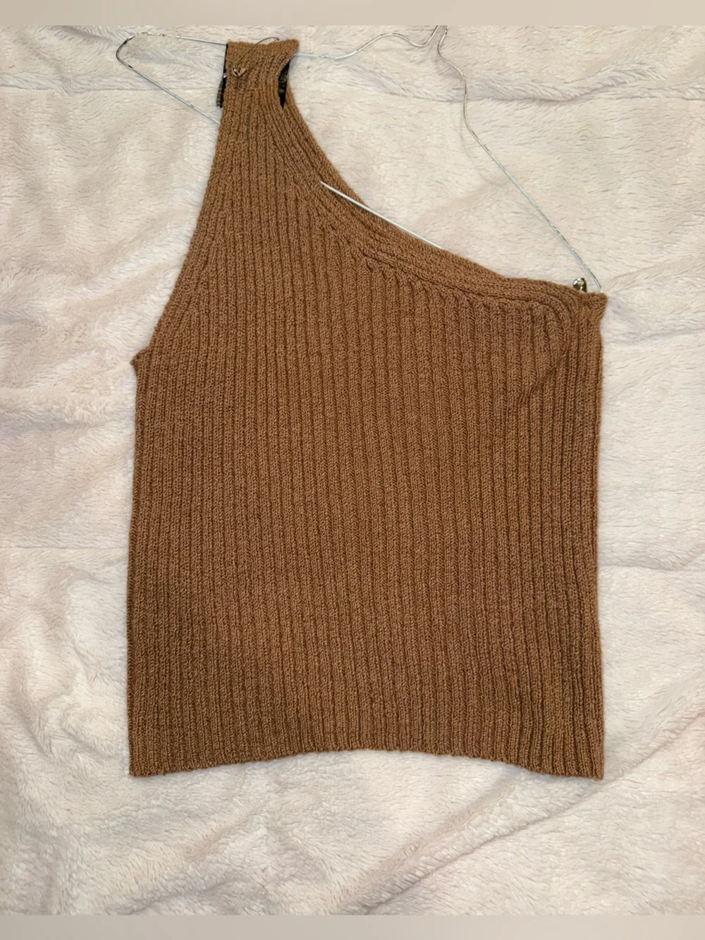 Ribbed Knit one shoulder Tank Top - Picture 1 of 3